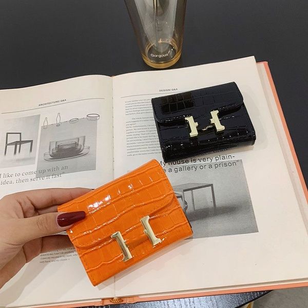 2022 new fashion Card Holders caviar woman mini wallet Designer pure color genuine leather Pebble texture luxury Black wallet with box