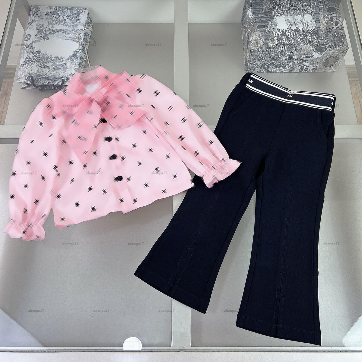 Top kids coat set Lace bow decoration tracksuits baby two-piece set kids designer clothes jacket and sweatpants A941X26N000