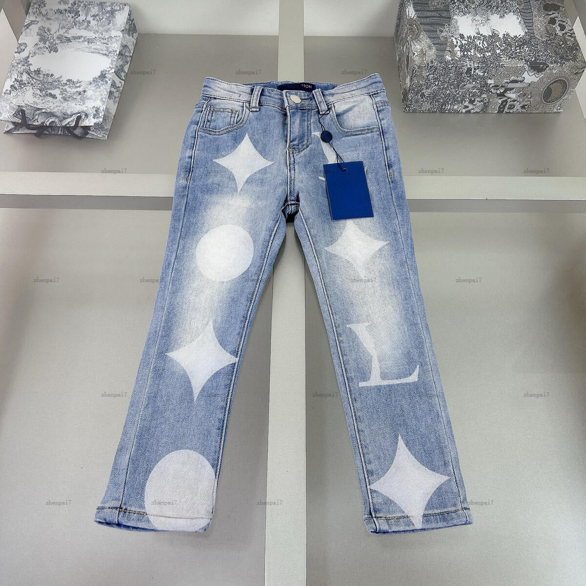 Top baby jeans autumn white flower pattern kids denim pants kids designer clothes Wash gradient child trousers A736X20N185