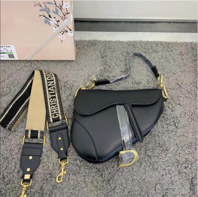 2023 Classic Women&#039;sHandbag Saddles bag with Strap Designer Bag backpacks Tote Wallet magnetic Metal pendant Purses Top 5A Shoulder bags Womens