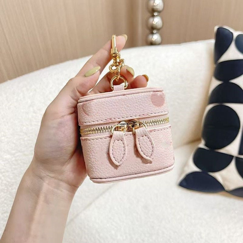 vantity Monogram High Quality Leather Keychains Designer Bag Charm For Women Key chains Fashion Mini cosmetic Headphone Coin Purse Keyring Pendant