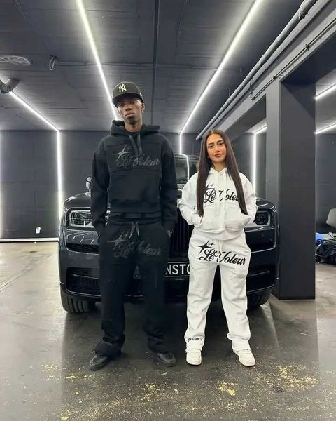 Menina de pilotos masculinos American American Sports American Capuz ao ar livre conjunto de duas peças Y2K Hip-hop Letter de rua de grande