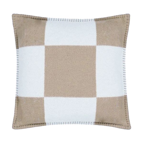 Luxury Letters Throw Pillow Case Cashmere Designer Cushion Cover Pillowcase Without Core Jacquard 45x45cm