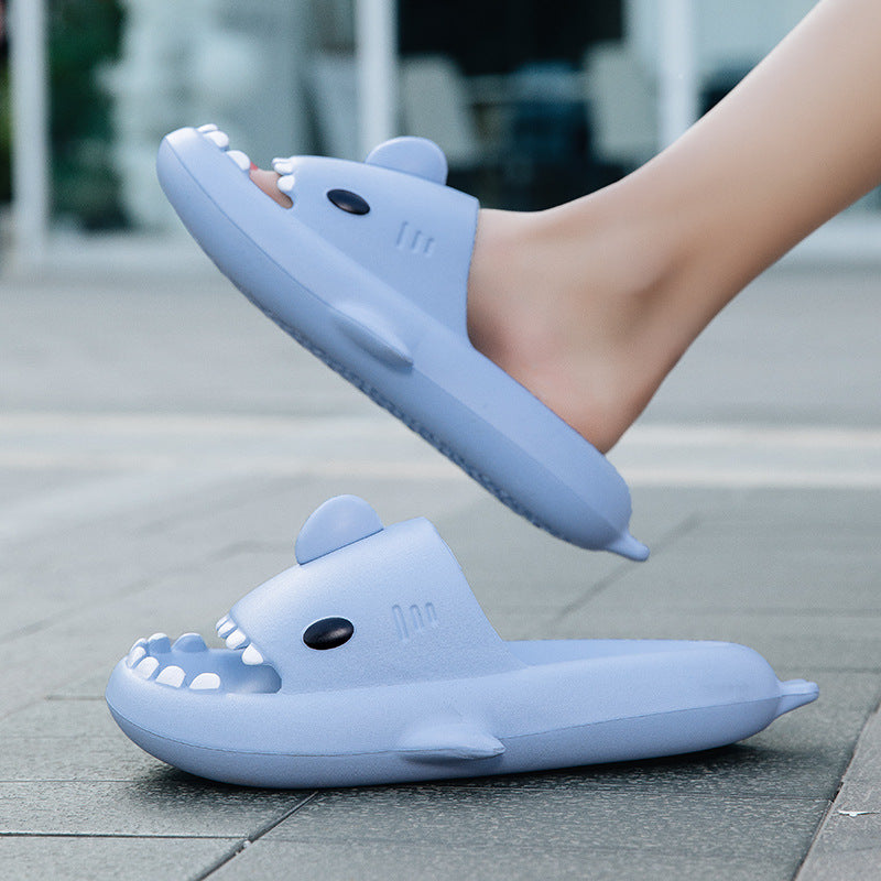2023 New Shark Slippers Summer Shark Slides Women Men Indoor Bathroom Sandals Couples EVA Light Soft Female Outdoor Beach Shoes A001
