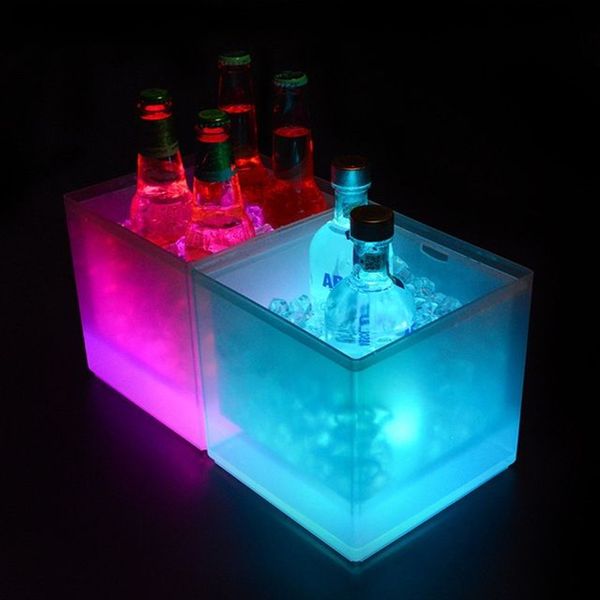 Fashion LED Ice Bucket Colorful Champagne Wine Whiskey Beer Cooler Square Shape Tray For Party Nightclub Bar Holidays