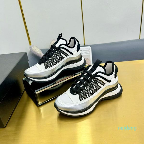 2024 Women Skate Shoes Woman Casual Star Treinadores baixos de navio grátis