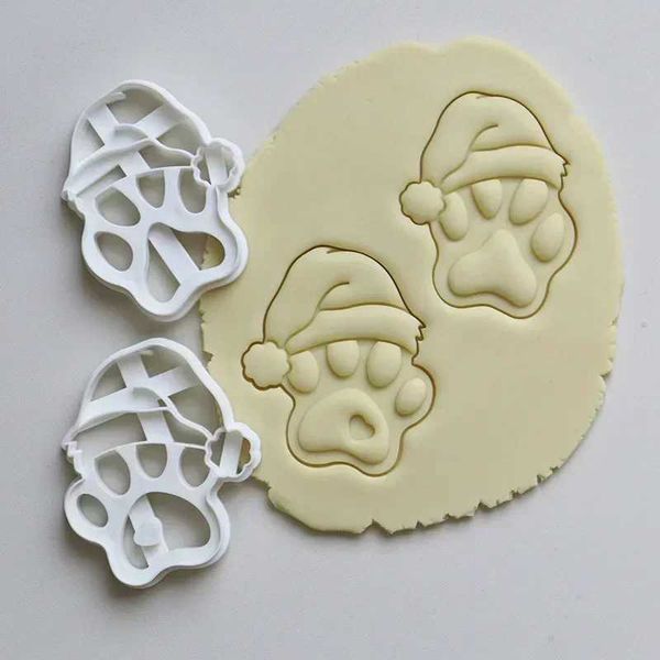 Christmas Hat Cartoon Plastic Dog Paw Cookie Cutters Cute Animal Pet Dessert Cookie Embosser Molds Xmas New Year Party DecorC241030