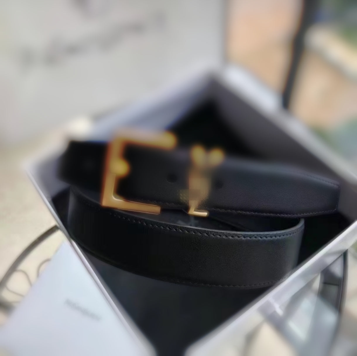 Elegant Designer Leather Belt with Contemporary Aesthetic & Durability Features belt Designer