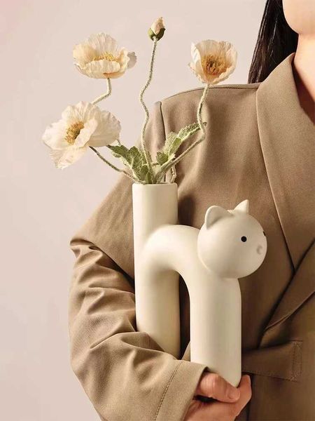 Vases 2024 Ceramic Flower Vase Cute Tubular Kawaii Cat Vase Room Home Desktop Decoration Art Ornament Gift Flowerpot Free Shipping z241212