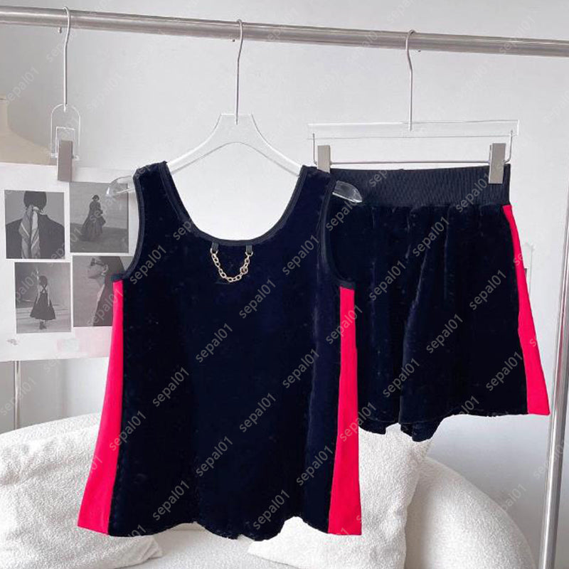 Women Two Piece Suits Sweaters Knits Top Short Suit Stylish Letter Print Sweater Sets Woman Clothing