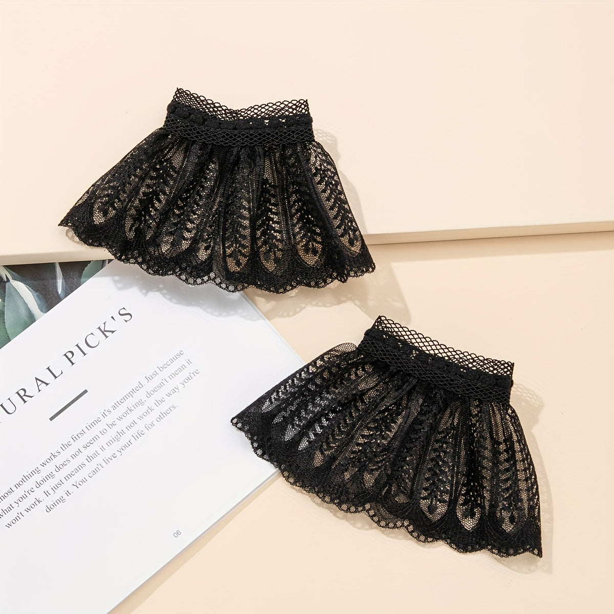 TEMU 1 Pair Of Elegant Women's Black & White Lace Cuff Sleeves With Pearl Accents - Stretchy, Decorative For Halloween & Casual Attire, Plant , Hand