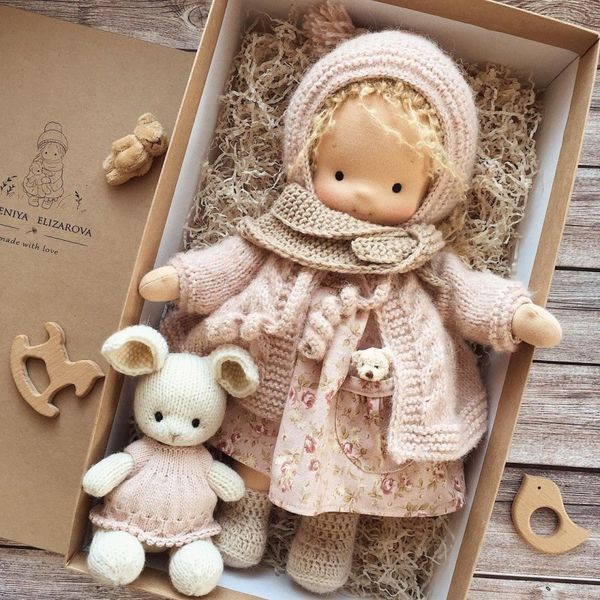 Kawaii Toys Waldorf Handmade Soft Stuffed Doll Cotton Packaging Dolls Plush Fabricchanging Box Kids Gifts 230829