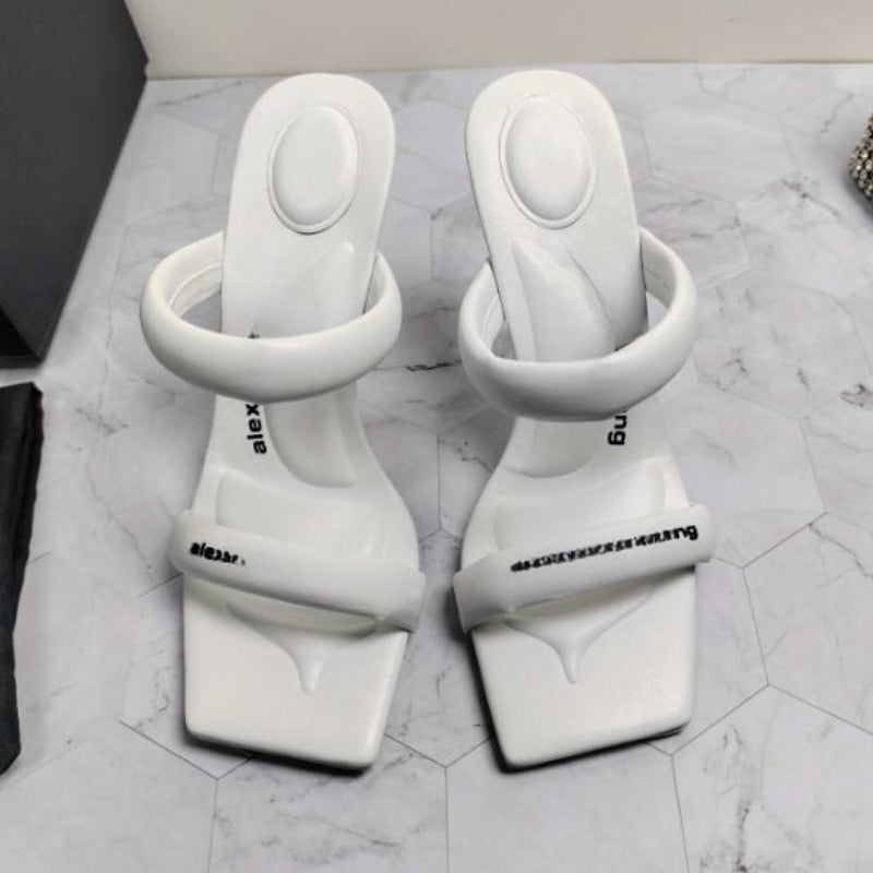 Ladie Luxury Sandals Stiletto Slippers Wang Letter Printing High Heels with Denim and Cowhide Shoe Upper