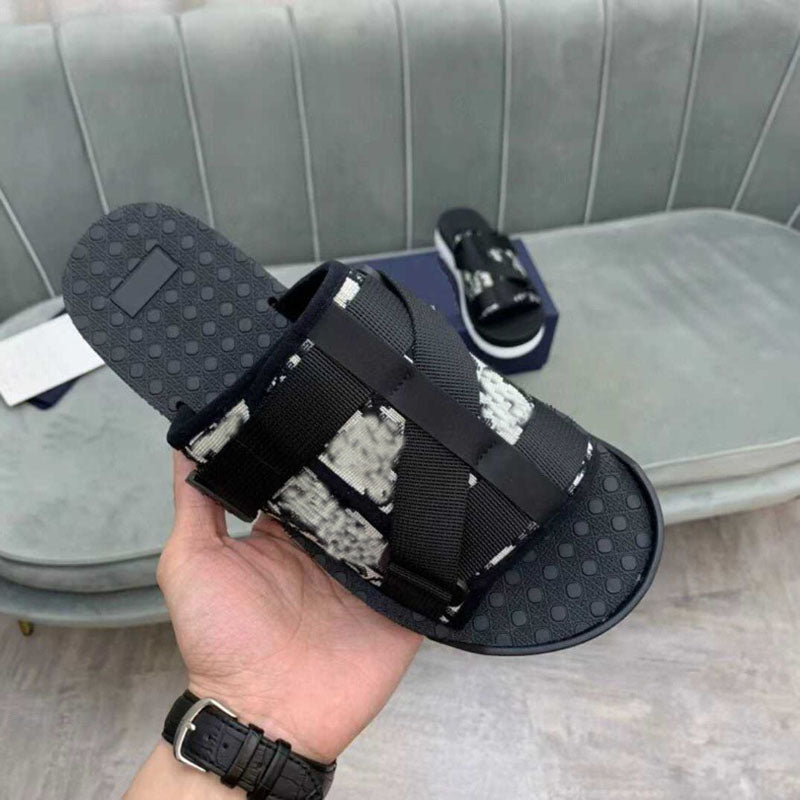 Summer Designer Men Slippers Sandals Comfortable Outdoor Beach Slides Fashion Printing Cloth Breathable Anti Slip Flat Sliders