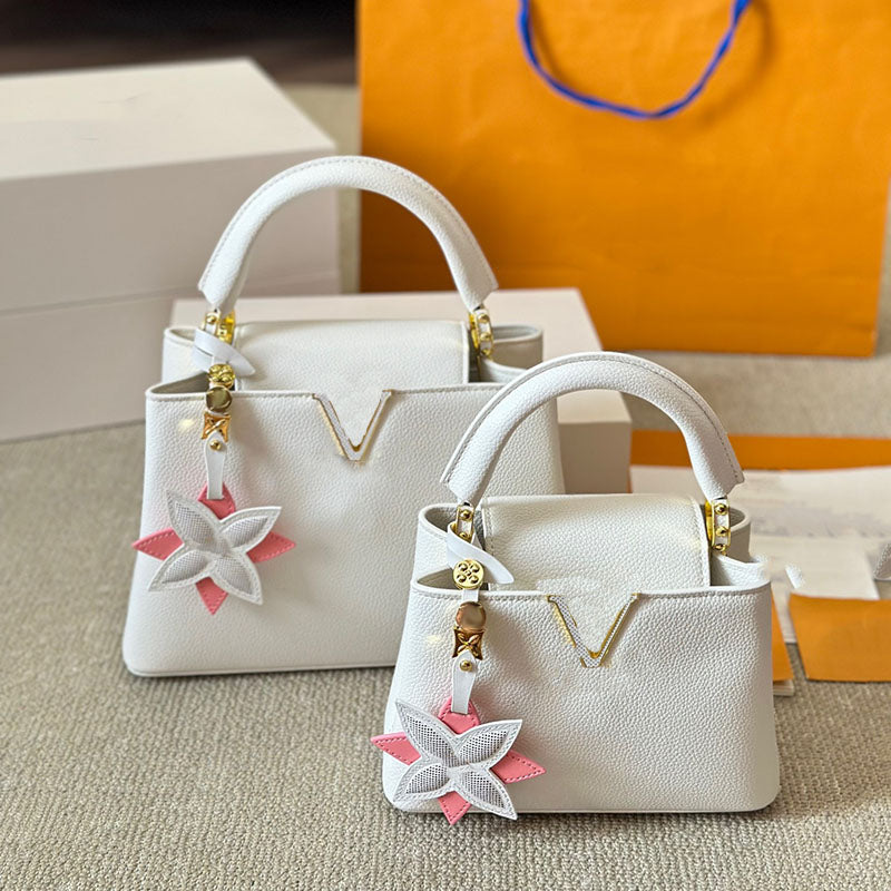 Capucines Leather Women Luxurys Designers Bags Totes Handbag Croissant Wallets Bag Messenger Purse pouch Messenger Bag pouch purse 20cm-27cm