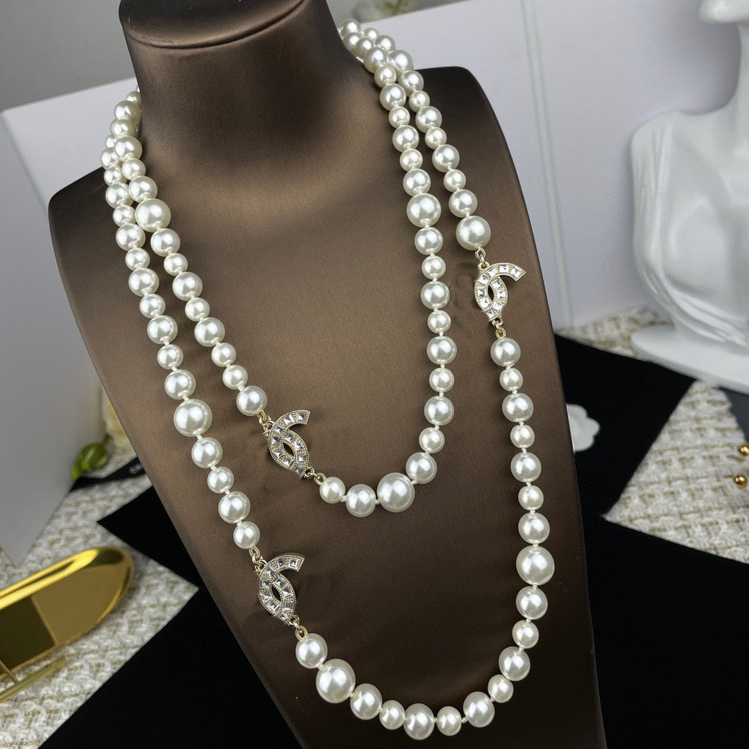 Women Pendant Necklaces cclies Autumn and Winter Pearl Sweater Chain gold long Woman Jewelry Designer Top quality Luxury Choker jerrya 5564