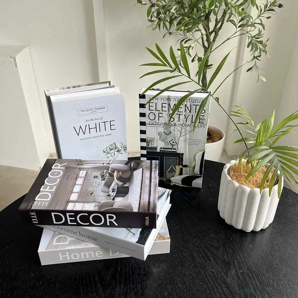 Luxury Fake Book Decoration and Clos and Open Simulation Book Storage Box Coffee Table Book Villa Hotel Home Decor Shooting PropXJ240828