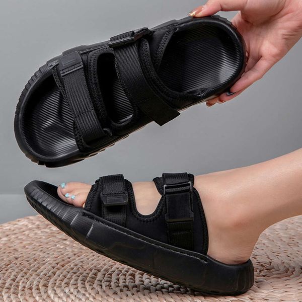 Sandals 2024 new summer breathable external wearing slippers for men&#039;s sports soft soled beach shoes, non slip