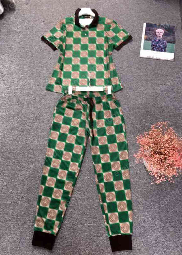 Designer T Shirt Women Two Piece Set Fashion Patchwork Logo Print Round Neck Short Sleeves Tshirt And Pants 2 Piece Sets Luxury Women Clothing Summe