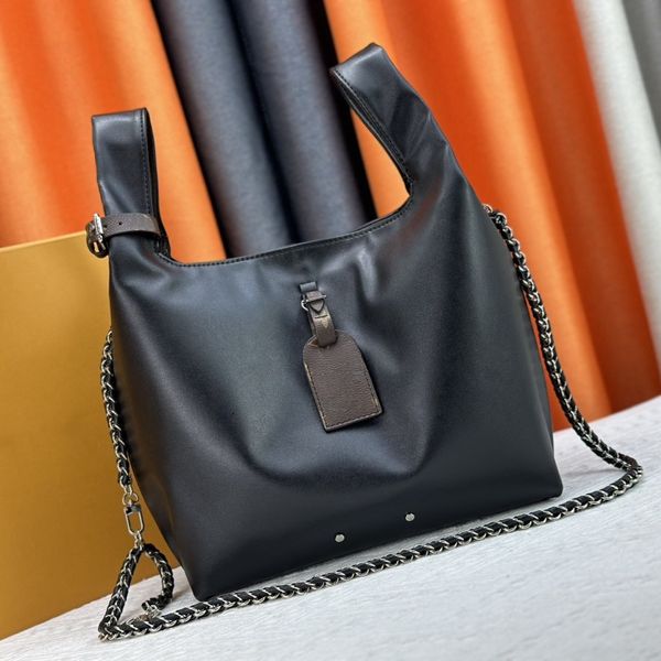 Fashion Designer Shoulder purse and handbag atlantis Tote bag Womens men wer Clutch Leather Bags Classic Chain satchel travel pochette Cross