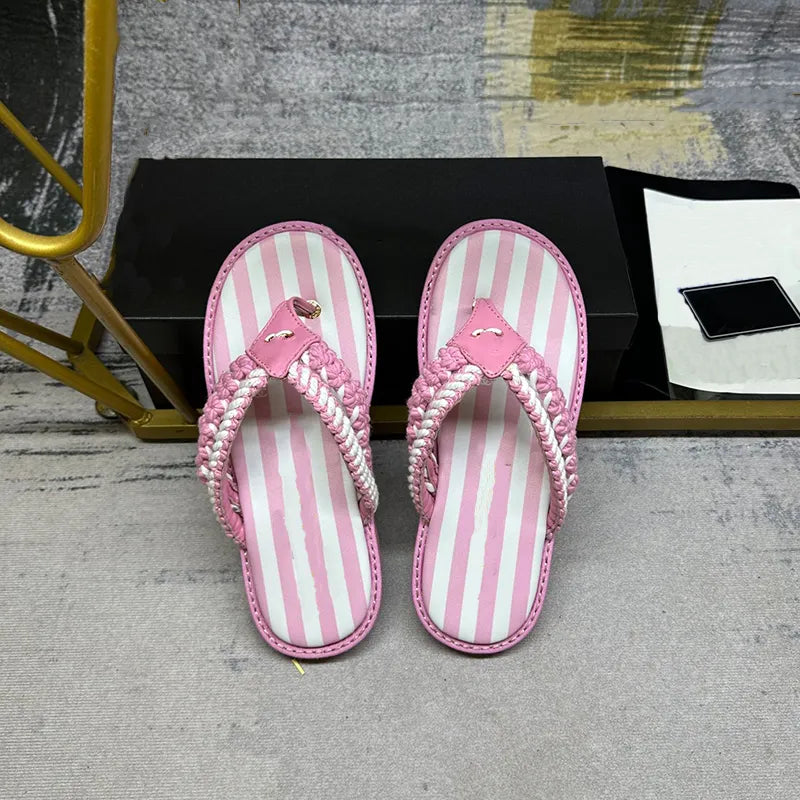 New Designer Women&#039;s striped woven sheepskin Lined Sandals Women&#039;s Outdoor Beach Flip flops