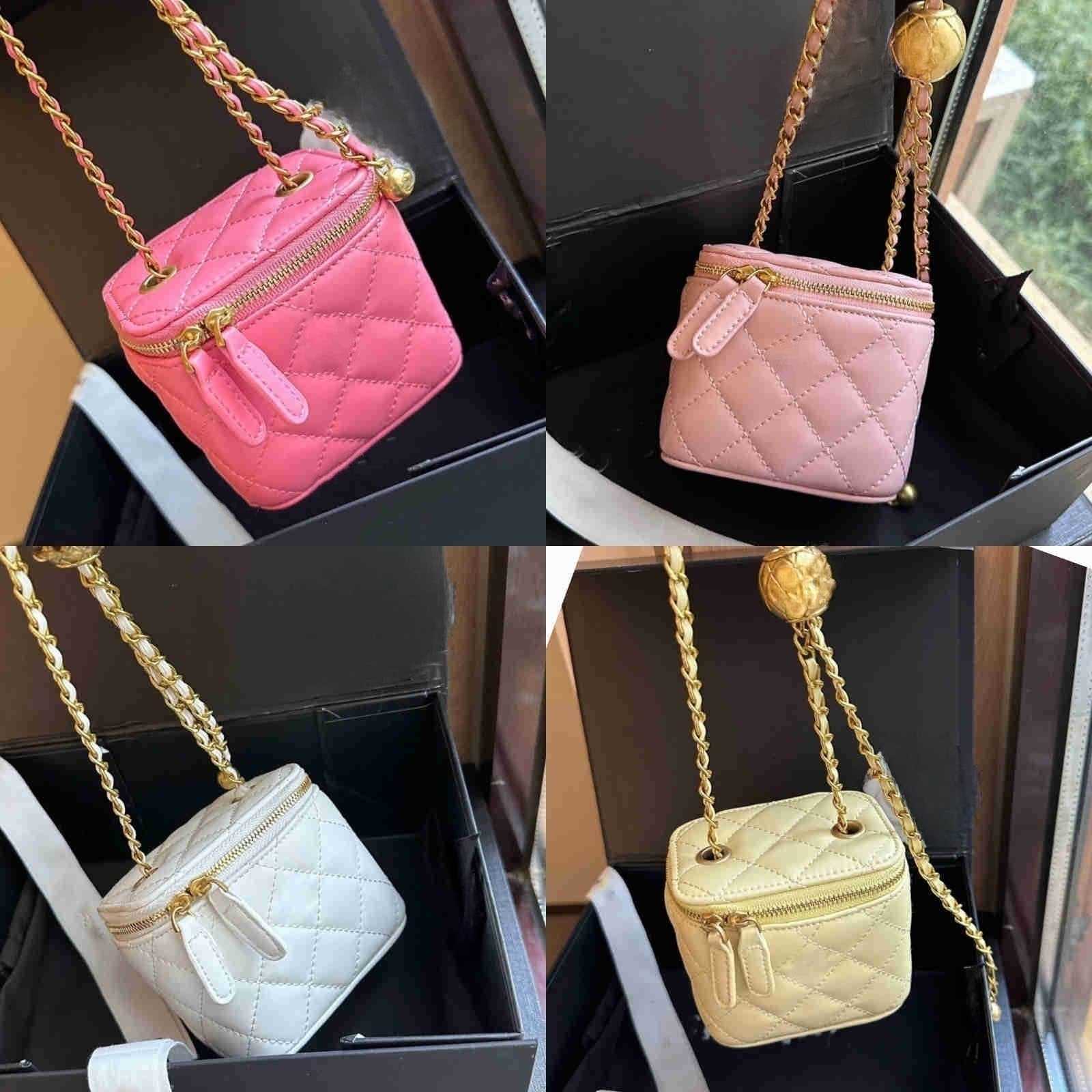 23Ss Makeup bag Golden Ball Mini Women Crossbody Cosmetic Bag 24P Adjustable Crossbody Chain bag Leather Quilted Luxury Handbag Coin Purse Lipstick