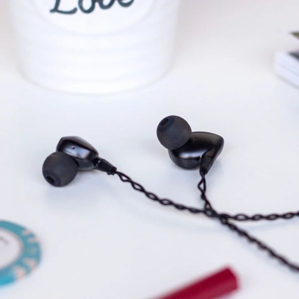 HIDIZS Seeds Hifi Wired IEMs Earphone Dynamic Driver High Resolutio 3.5-2.5mm Balanced Cable Hi-Fi Monitor Headphone