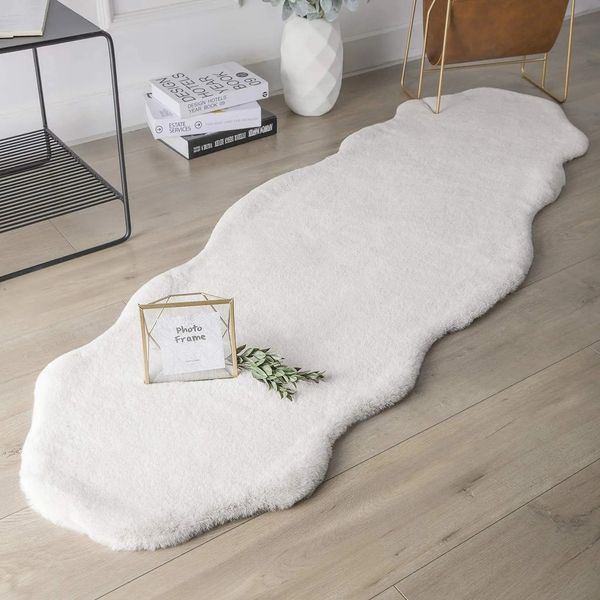 Irregular Fur Carpet for Bed Room Fur rens Carpet Bedroom Fur Floor Mat Bedding White Decoration Korean Carpet 241126