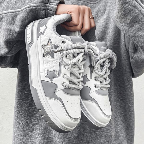 Sapatos masculinos Ins China-Chic Brand original American Retro Flat Bottom Star Board Shoes