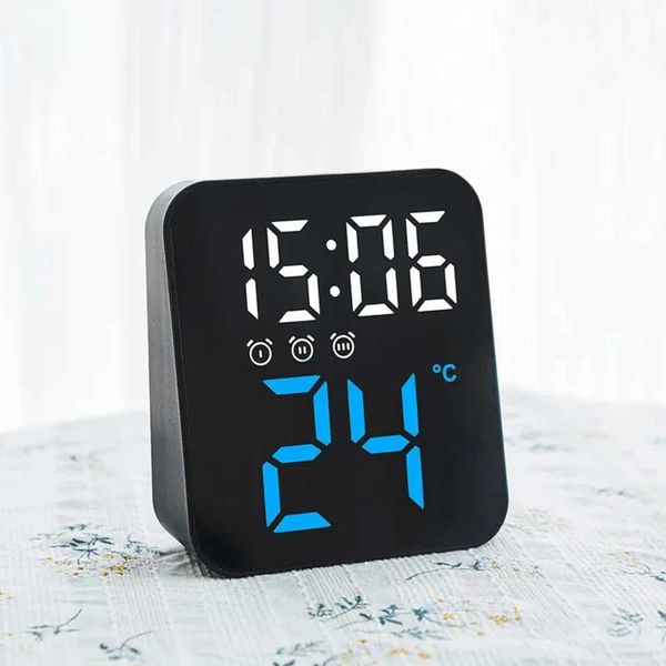 Stylish Modern Smart Alarm Clock with Voice Control and Temperature Display - Ideal for Night Time Use Anti-Disturb Function - Y250114