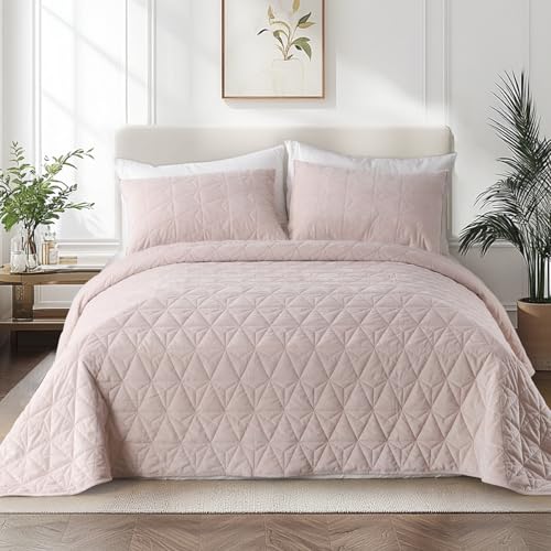 KASENTEX Velvet Quilt Set King Size, Luxury Bedding Set 104"x 90", Lightweight Geometric Stitched King Bedspread Coverlet with 2 Pillow Shams, 3 Piece