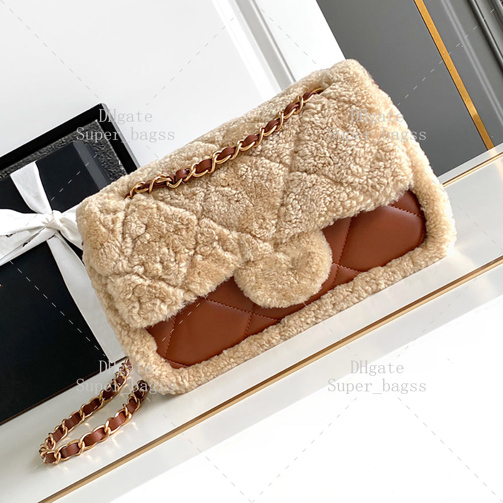 Shearling Lambskin Flap Bag Shoulder bags 23cm Classic Handbag Fashion Crossbody Bags Purse Chain Bags Mirror Top Quality Designer Bags With Box 24C