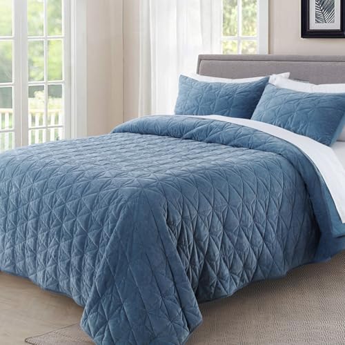 KASENTEX Oversized Queen Velvet Quilt Set 102" x106, Luxury Geometric Stitched Quilt, 3 Piece Soft Lightweight Bedspread Coverlet, Velvet Comforter fo