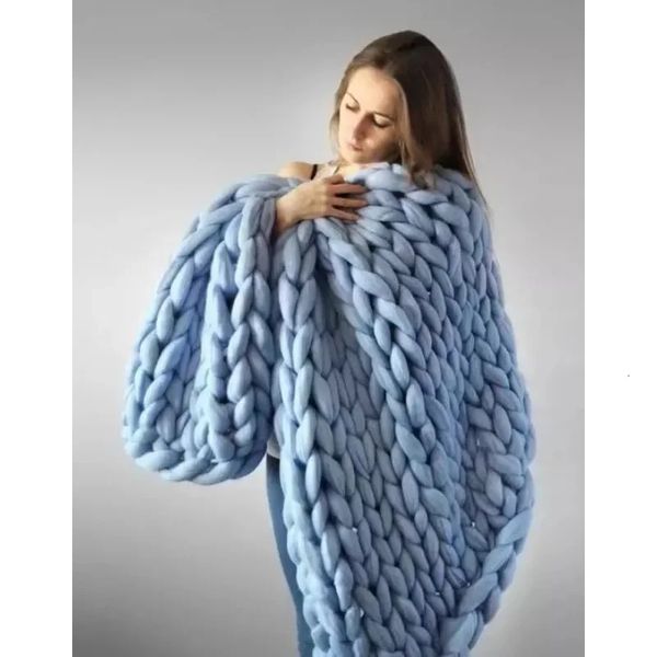 Handmade Cozy Knit Blanket Thick Yarn Wool Throw for Bed Sofa Couch 240326