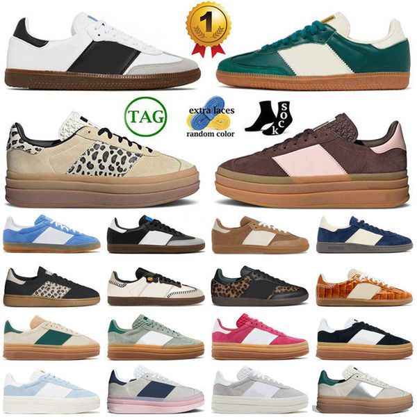 Top Luxurys Women Designer Cream Mens Running Shoes White Gum Pony Silver Metallic Collegiate Green Men Woman Loafers Trainers Sneakers Eur