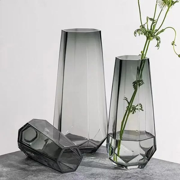 Creative Profiling Glass Flower Vase Ins Flower Bottle Transparent Hydroponic Vase Glass Bottle for Flowers Desktop Decoration 250113