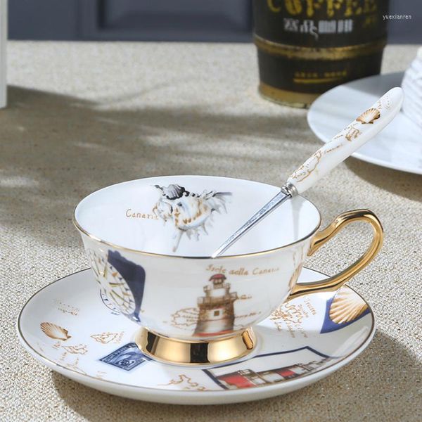 Xícaras pires de porcelana Bone China Coffee Cup e pires Luxury Luxury Cerâmica vintage Conjuntos de chá Modern Cafe Kitchenware Iced Z24122