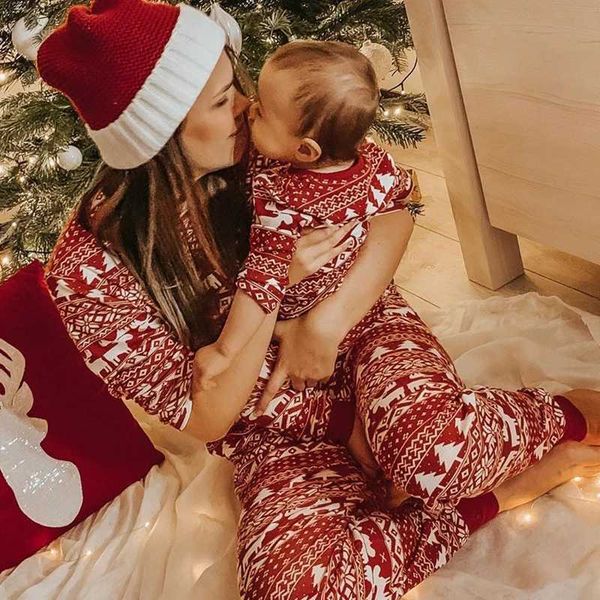 Mommy and Me Clothes 2023 New Christmas Pajamas Set for Family Soft Cute Sleepwear Adults Kids 2 Pieces Suit Xmas Look OutfitsXJ241211