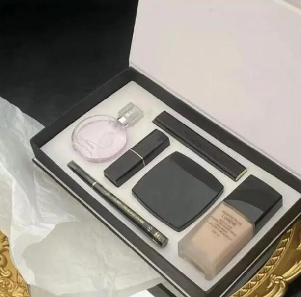 Makeup Set perfume 6 in 1 set lipsticks eyeliner mascara Liquid foundation 5 in 1 with box Lips cosmetics kit for women