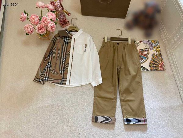 Popular kids t shirt set designer child tracksuits Size 100-140 baby clothes Splicing design for long sleeved shirts and khaki pants 24Mar