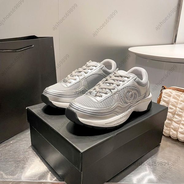 Women Luxury Sneakers High Quality Leather Flat Trainers Black Mesh Lace-up Casual Shoes Outdoor Runner Trainers Men Sport Shoes Size 34-42