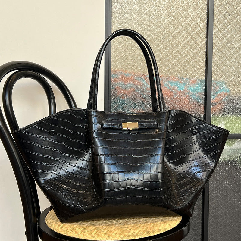 Crocodile Pattern Woman Tote Handbag Large Capacity Wing Fashion Soft Leather Travel Bag Metal Buckle Designer Bags
