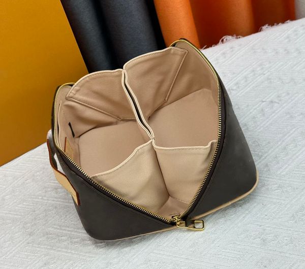 Designer toiletry bags travel makeup bag new style of the season 2 Compartments cosmetic bags wash pouch bag organizer beauty case