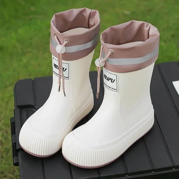 Rain Boots Women Anti Slip Trend Lightweight Soft Rain Shoes Outdoor Fishing Thick Sole Waterproof Shoes Fashion Comfy 2024 241115