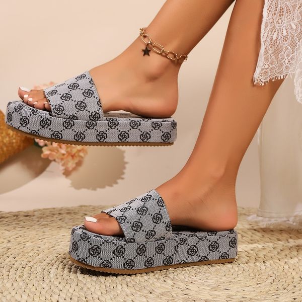 2024 Free shipping New Slippers women Summer Shoes puppy slippers Street Sandals girls Beach shower