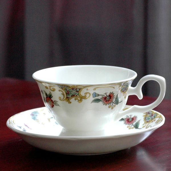 European bone China Coffee Cup and saucer set English vintage ceramic breakfast cup milk Gift for home 240729