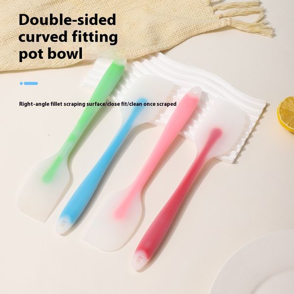 Baking Silicone Spatula - Versatile Kitchen Gadget for Whipping and Slicing Cakes