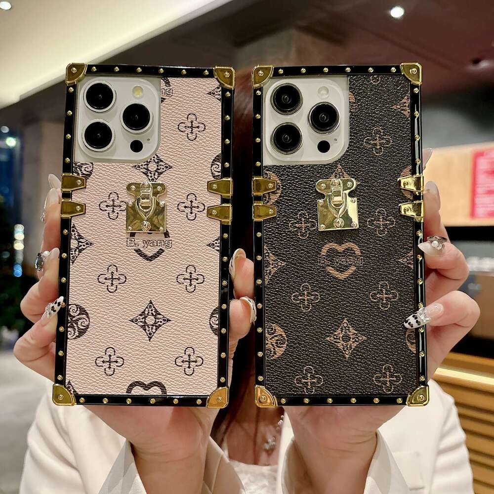 DHgadgets Suitable for iPhone 16 Classic Leather Texture Heart Pattern Presbyopia Apple 15 Samsung S25U Phone Case