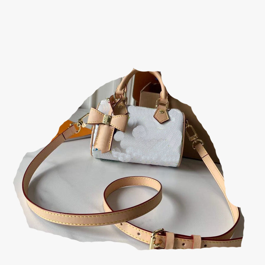 2025 Pillow bag Cosmetic Bags & Cases Handbag Luxury Women&#039;s Fashion Bag Logo Fashion Steam Engine Classic Hand Shoulder Diagonal Straddle Bag