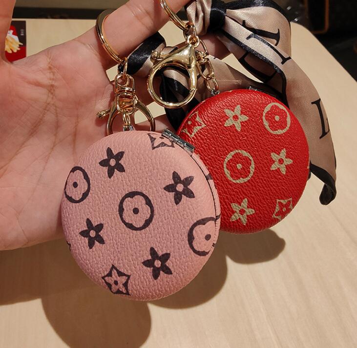 Cosmetic Mirror Make-up Keychains Letter Silk Scarf Key Chains Fashion Leather Coin Purse Case Pendant Keyring Charm Jewelry for Men Women Gifts Mul